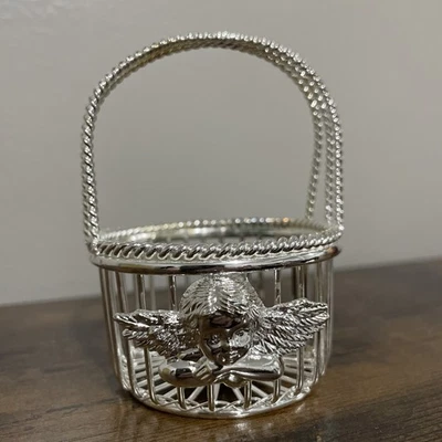 Cesta de baratija decorativa vintage de metal plateado querubín Foto 1 de 2