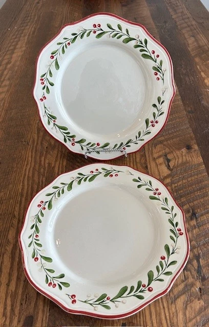 2 Better Homes & Gardens Scalloped MISTLETOE  Dinner Plates Heritage Holiday 11” - Image 1 of 1