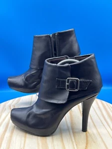 Kenneth Cole Reaction Boots Turn Table Women's Sz 6M Black Faux Leather Ankle - Picture 1 of 9
