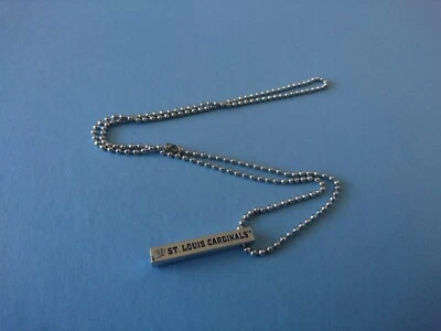 ST. LOUIS CARDINALS MLB LISCENSED BAR NECKLACE (20 inch chain) - NEW & SEALED - Image 1 of 4