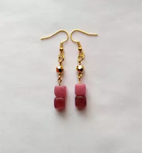 Handmade Strawberry Quartz Crystal Cube Square Bead Stick Earrings Gold Tone - Picture 1 of 6