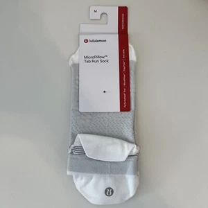 Lululemon MacroPillow Tab Run Sock NWT Medium White Anti Stink 1 Pack LW9DPGS - Picture 1 of 8