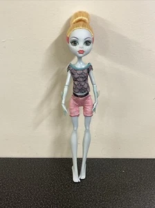 Muñeca Monster High Fangtastic Fitness Lagoona Azul - Imagen 1 de 12