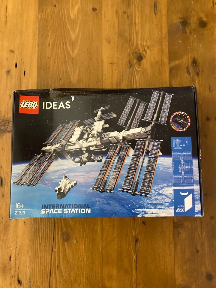 LEGO 21321 Ideas NASA Estación Espacial Internacional Caja Nueva Pero Dañada Foto 1 de 3