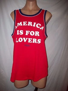 NWT VICTORIA'S SECRET "PINK" AMERICA IS FOR LOVERS RED WHITE BLUE TANK TOP - Bild 1 von 2