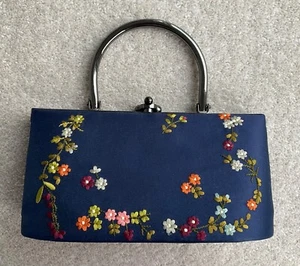 Valerie Stevens Pretty Blue Embroidered Snap Top Evening Hand Bag Wth Long Strap - Picture 1 of 13
