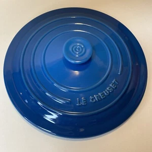 Le Creuset Blue Round Dutch Oven LID ONLY (9" Lip To Lip) Blue Knob - Picture 1 of 5