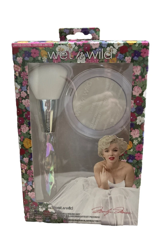 Juego de pinceles y polvo de acabado clarificante Wet N Wild - EDICIÓN LIMITADA MARILYN MONROE Foto 1 de 4