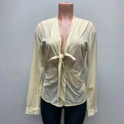 Blusa Leon Max feminina amarela manga longa plissada nó frontal mistura de viscose G - Imagem 1 de 4