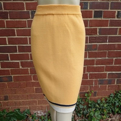 Falda tejida Santana texturizada con dobladillo marfil y azul marino talla 4 St John caléndula Foto 1 de 4