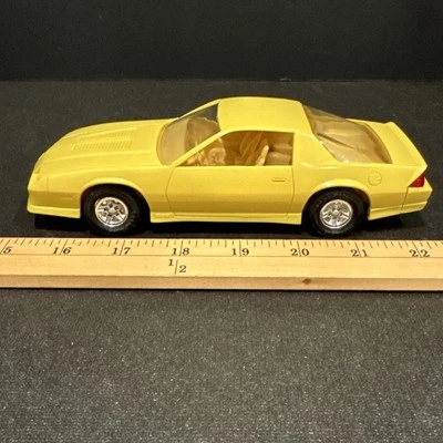 Chevrolet Camaro 1985 (cupé Z28) auto promocional excelente estado sin caja Foto 1 de 4