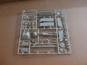 Tamiya Jagdpanzer 1v l/70 Lang Kit Nº 88 C Sprue - Imagen 1 de 8