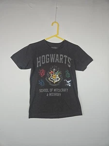 Hogwarts T Shirt Youth Size S Grey Harry Potter Shirt Graphic T - Picture 1 of 10
