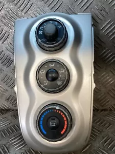 2006 TOYOTA YARIS 5DR MK2 CLIMATE CONTROL - Picture 1 of 2