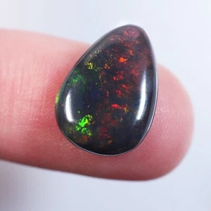 Natural Australian Black Opal 4.7ct, Solid Lightning Ridge Opal 11 x 15.5mm - Picture 1 of 7