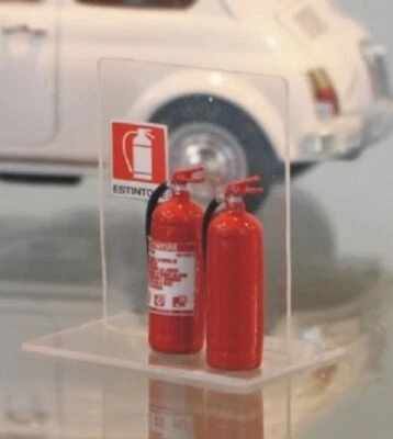 NINIVE 1Y Set x2 estintore rosso modello per diorama auto scala 1:24 - Immagine 1 di 4