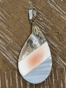VTG Beautiful Abalone & Mother of Pearl MOP Teardrop Shape Pendant New Old Stock - Picture 1 of 6