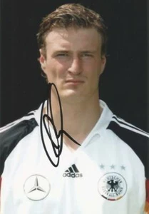 GERMANY, STOKE, CHELSEA & LEICESTER: ROBERT HUTH SIGNED 6x4 PORTRAIT PHOTO+COA - Picture 1 of 1