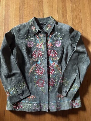 Vintage Avanti Embroidered Suede Jacket in Moss Green, Size XS - Image 1 of 4