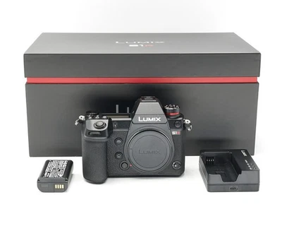 Panasonic Lumix DC-S1R Gehäuse wie neu, Panasonic-Fachhändler #41289** - Bild 1 von 3