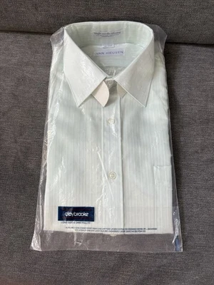 De Colección Nuevo Van Heusen Años 70 Ligero Abotonado 15 Manga Corta Verde Claro Foto 1 de 4