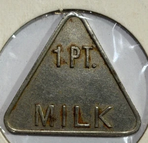 Australia Milk Token - Newcastle & Suburban Co-Operative Society 1 Pint Milk - Picture 1 of 3