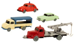 Set Wiking-Verkehrs-Modelle 94 Borgward Isabella, MB L 3500 Autokran, Opel Blitz - Bild 1 von 1