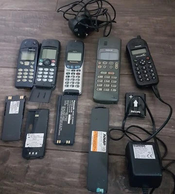 alte Handys - Bild 1 von 2