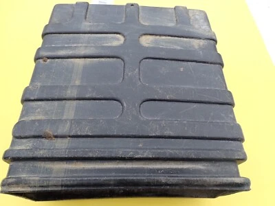 Caja de almacenamiento trasera Suzuki Quadrunner 230 LT-F 230 Foto 1 de 4