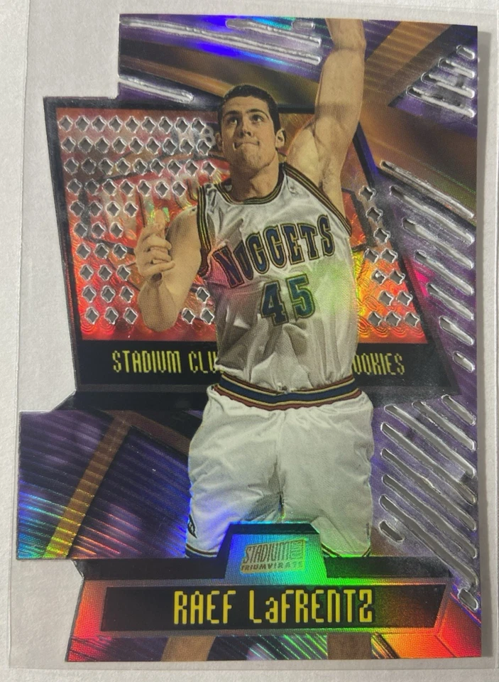 Inserto luminiscente de novato Raef LaFrentz 1998-99 Stadium Club Triumvirate - 1:96 Foto 1 de 4