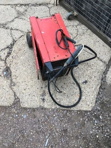ERP WELDER MIG 150 UNTESTED BEEN STORRED CHEAP EXPORT MECHANIC ETC LOOK - Picture 1 of 3