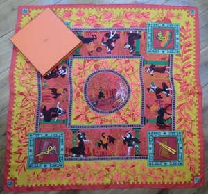 HERMES Scarf “LA MUSIQUE DES DIEUX", 1996/97 - Bild 1 von 4