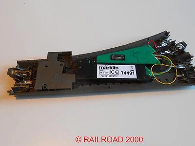 Märklin 24612 - gerade C-Gleis Weiche rechts incl. Decoder + Antrieb, NEU