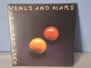 Paul McCartney Wings Venus and Mars 12'' Vinyl Gatefold NM/NM - Picture 1 of 2