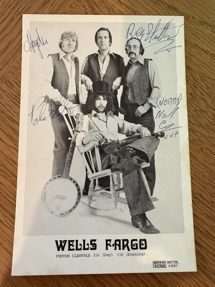 Fotografía firmada por Wells Fargo Band años 70 Fenton Clayton 316 (día) 338 noche - Imagen 1 de 4