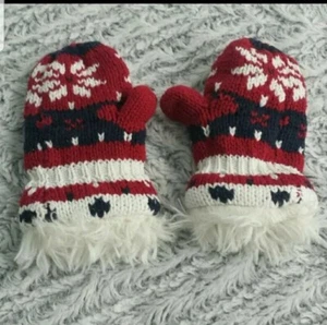 Baby Gap Gloves Mittens size 0-6 months Unisex  - Picture 1 of 3