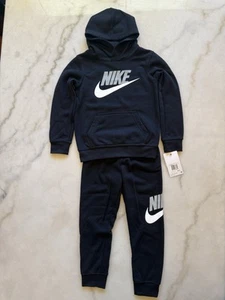 Nike Boy's 2 Piece Set Hoodie Track Suit/Sweatsuit Black/Grey Multiple Sizes 4-7 - Picture 1 of 12