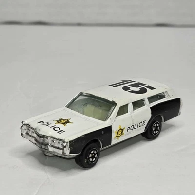 Yatming Vintage Ford Police Car Wagon Diecast Toy - Black & White (No. 1015) - Image 1 of 4