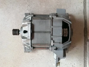 Motor Bosch Waschmaschine TYPE WCM62 / E.Nr.WAQ2842Z/01 MOTOR - Bild 1 von 12