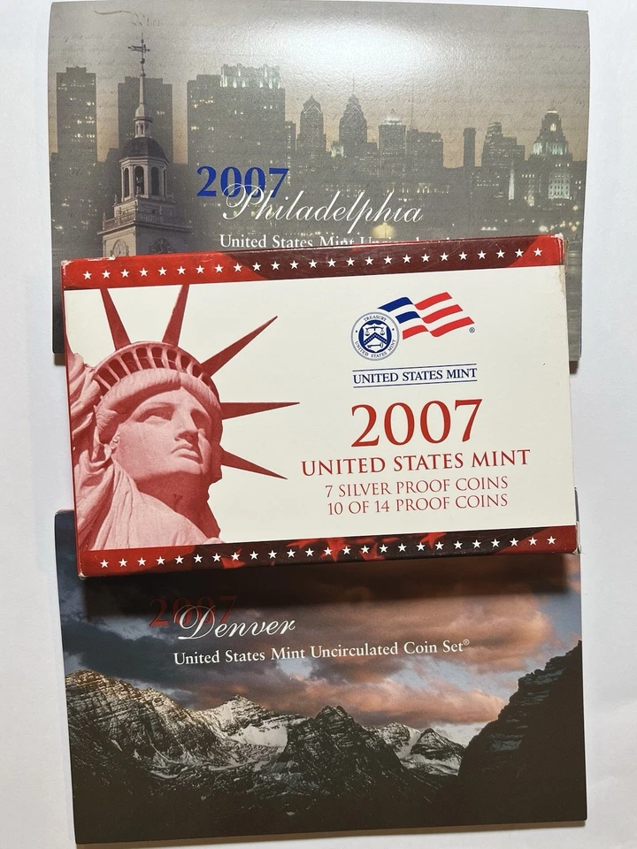 2007 United States MINT Silver Proof Set with 2007 mint set. Den/Phil - Image 1 of 4