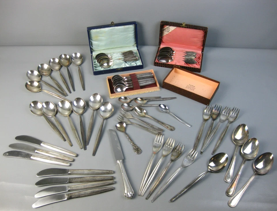 Konvolut altes Besteck versilbert u.a. Löffel Gabel WMF CFH ABS ca. 2,35 Kg - Bild 1 von 4