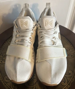 Nike PG 1 Paul George Basketball Sneakers Ivory 878627-110 Men’s Size 10 - Picture 1 of 9