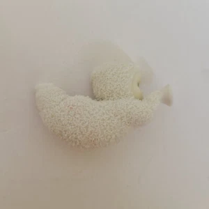 Vintage Department 56 Snowbabies Trumpet Playing Porclin Christmas Pin - Picture 1 of 3