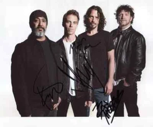 Soundgarden Chris Cornell 8" x 10" Photo Hand Signed in 2017 + COA Guarantee - Picture 1 of 1