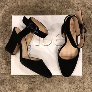 Topshop Grande Black Suede Ankle Strap Pump NEW Size 7 - Picture 1 of 9