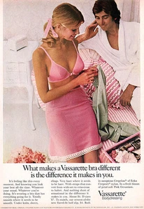 Flared Half Slip & Bra VASSARETTE BODYDRESSING Petal Soft Pink Geranium 1973 Ad - Picture 1 of 1