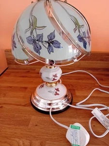 Retro- Vintage - Tiffany- Touch Lamp- Porcelain Base - Pat Tested - Picture 1 of 6