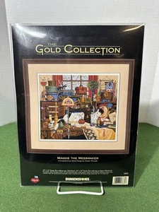 Kit punto croce vintage Dimensions collezione oro "Maggie The Messmaker" • NUOVO - Foto 1 di 2