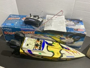 Radio Shack WAVE JUMPER RC Speed Boat Vintage Rare Yellow 60-4317 w/ Box- WORKS! - Picture 1 of 12