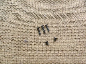 MacBook Air 13" A1369 A1466 2010-2017 5 Pcs T5 Torx Battery Screws Screw Set - Picture 1 of 1